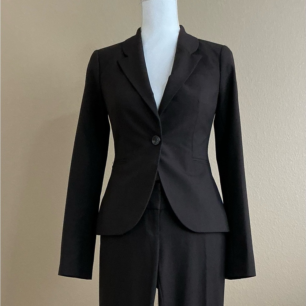 The Limited Classic Brown Suits Set